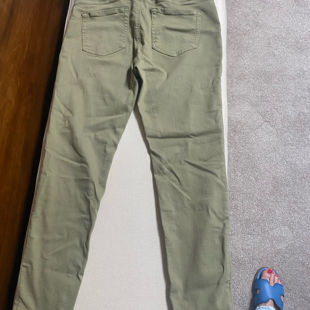 Amazon Essentials Light Green Jeans
